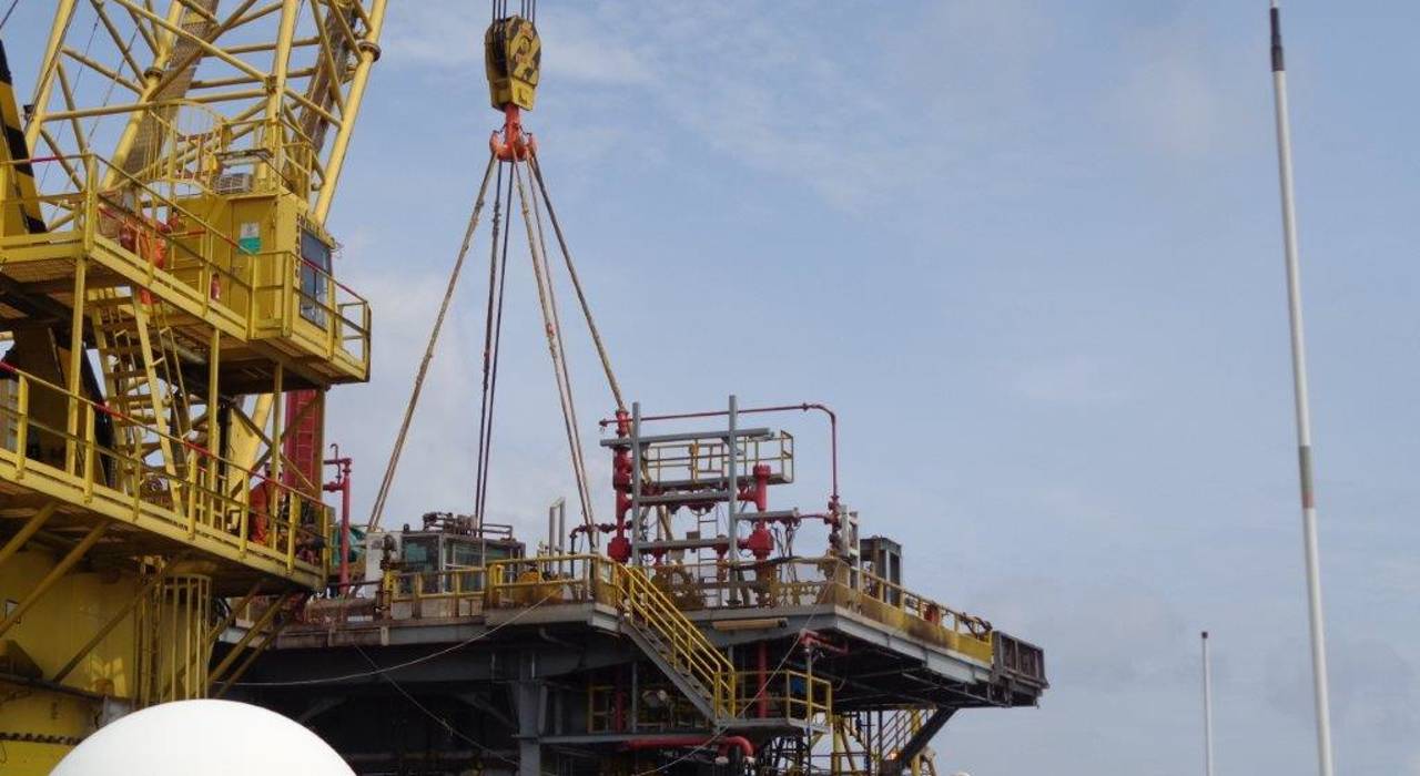 Lankhorst Ropes supplier of high performance fibre rope slings